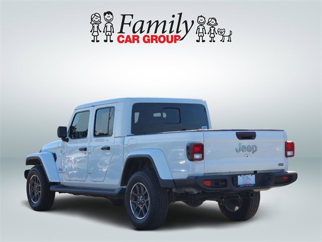 2022 Jeep Gladiator Overland