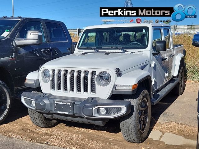 2022 Jeep Gladiator Overland