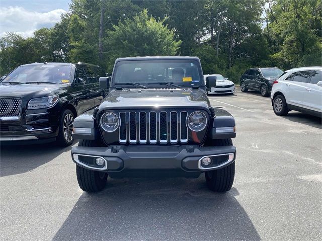 2022 Jeep Gladiator Overland