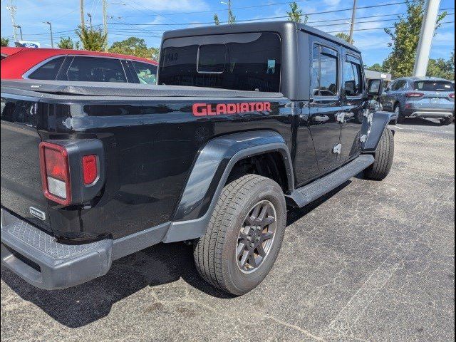 2022 Jeep Gladiator Overland