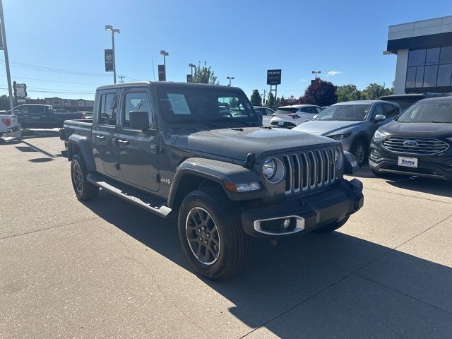 2022 Jeep Gladiator Overland