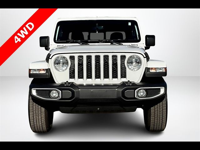 2022 Jeep Gladiator Overland