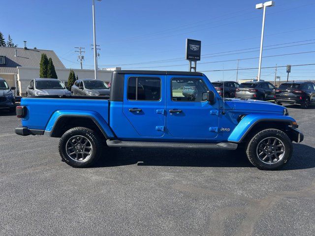 2022 Jeep Gladiator Overland