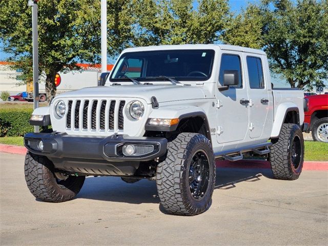 2022 Jeep Gladiator Overland