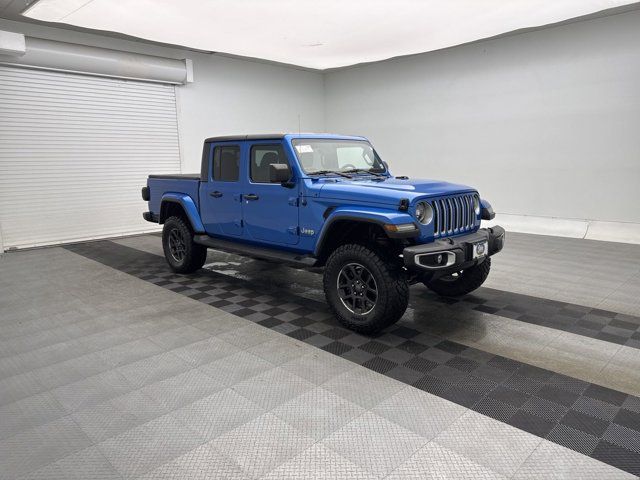 2022 Jeep Gladiator Overland