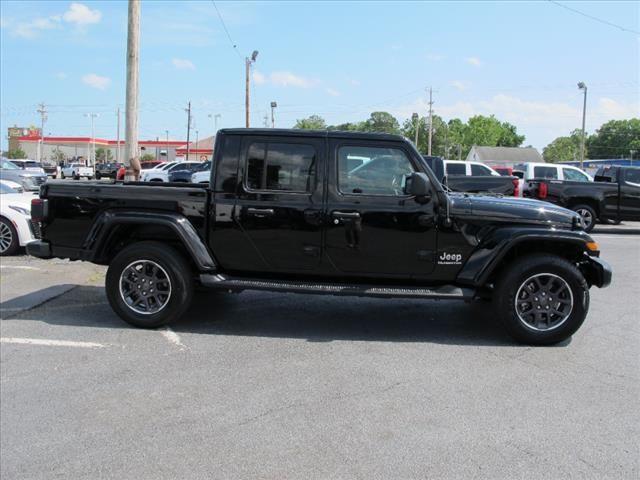 2022 Jeep Gladiator Overland