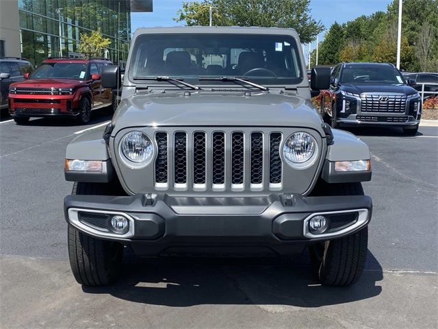 2022 Jeep Gladiator Overland