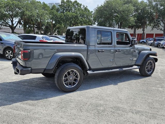 2022 Jeep Gladiator Overland