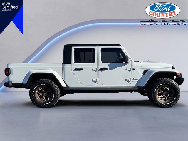 2022 Jeep Gladiator Overland