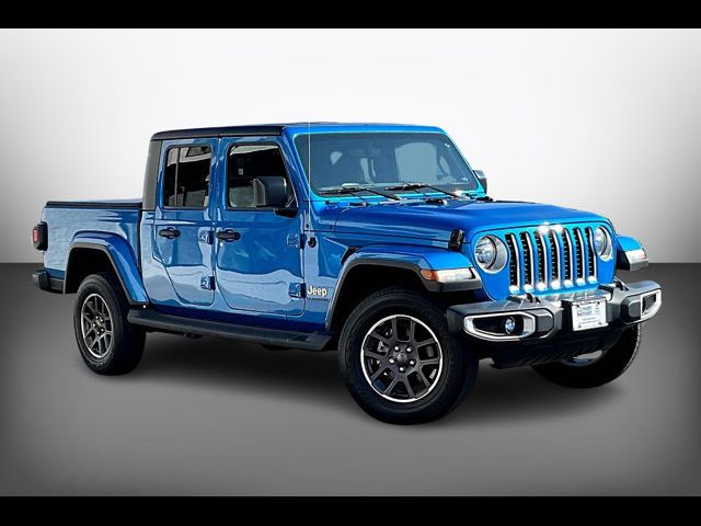 2022 Jeep Gladiator Overland