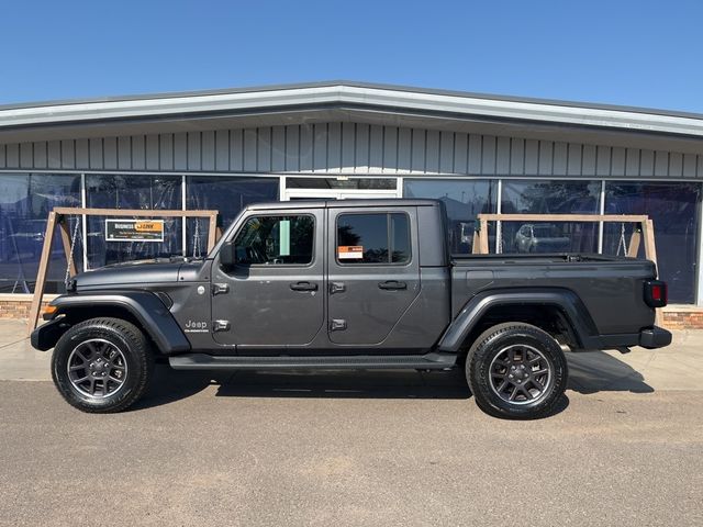 2022 Jeep Gladiator Overland