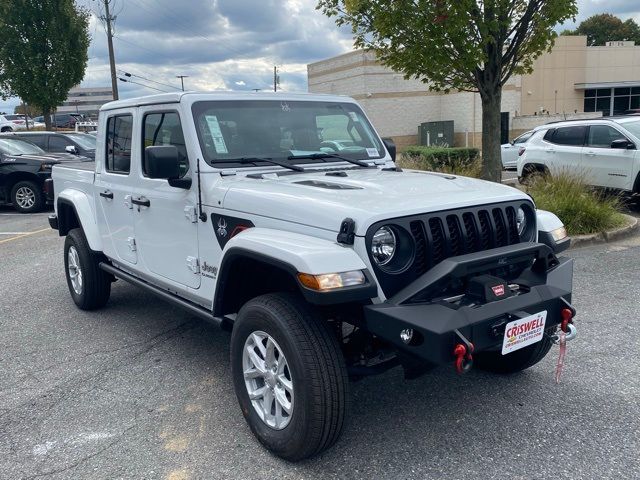 2022 Jeep Gladiator Overland