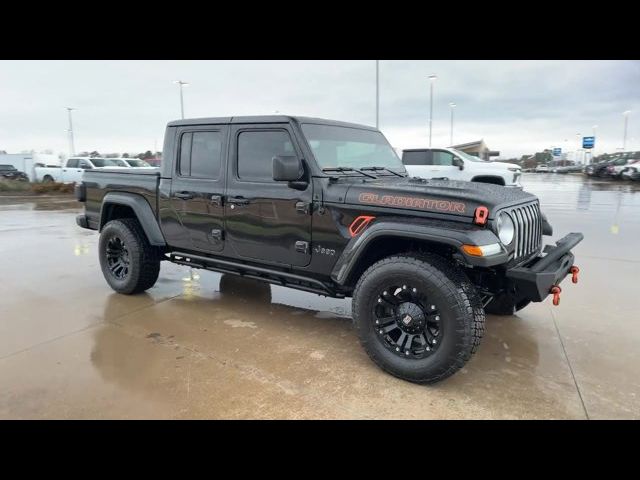 2022 Jeep Gladiator Overland