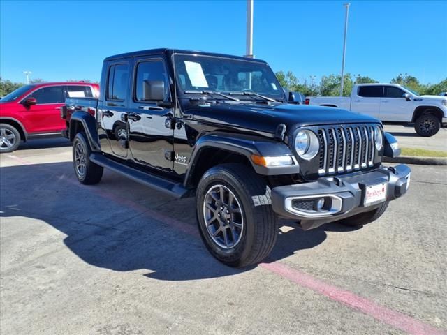 2022 Jeep Gladiator Overland