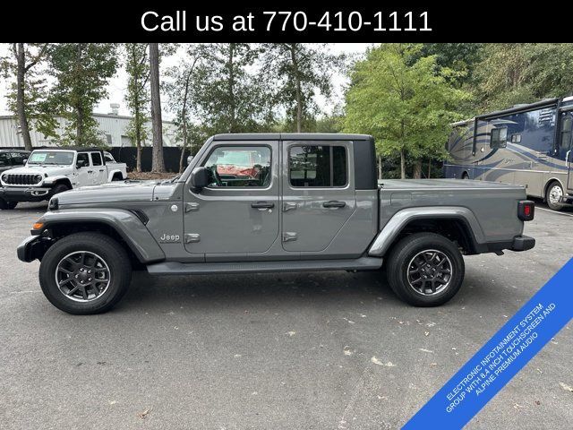 2022 Jeep Gladiator Overland