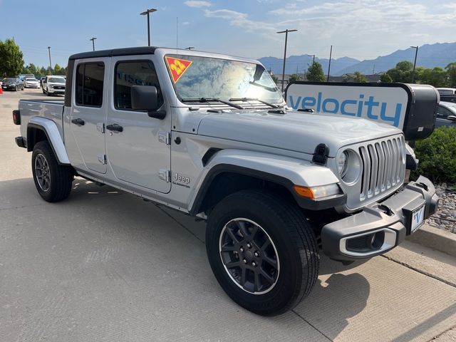 2022 Jeep Gladiator Overland