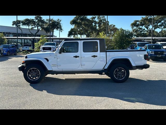 2022 Jeep Gladiator Overland