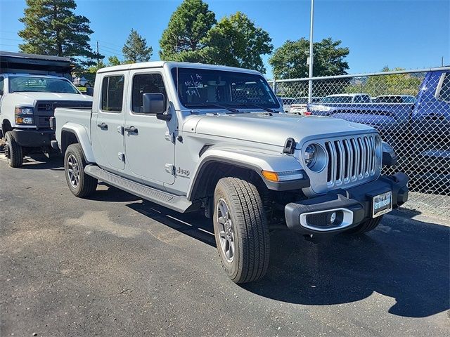 2022 Jeep Gladiator Overland