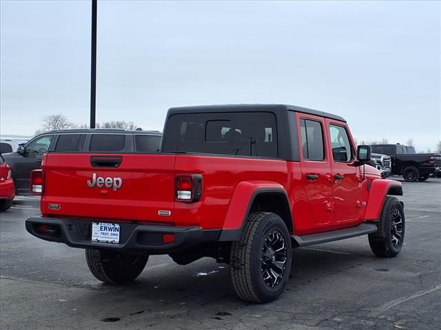 2022 Jeep Gladiator Overland