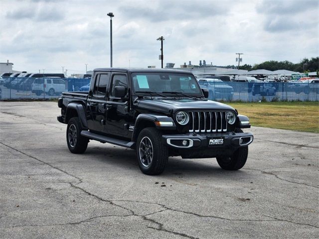 2022 Jeep Gladiator Overland