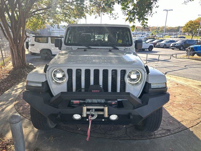 2022 Jeep Gladiator Overland