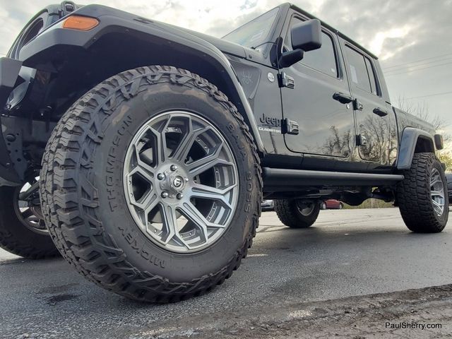 2022 Jeep Gladiator Overland