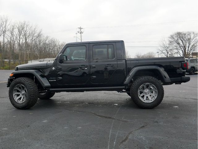 2022 Jeep Gladiator Overland