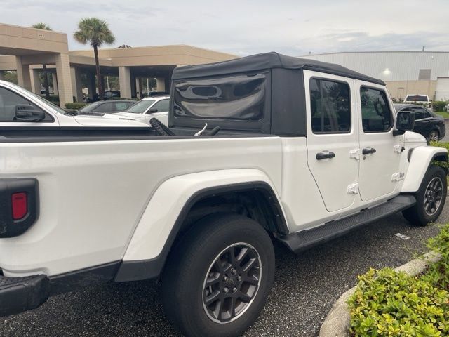 2022 Jeep Gladiator Overland