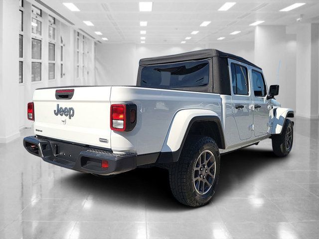 2022 Jeep Gladiator Overland