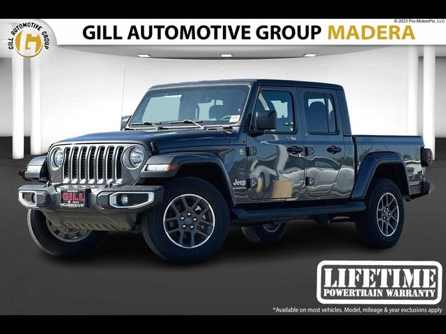 2022 Jeep Gladiator Overland