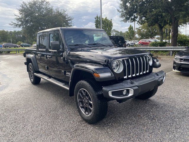 2022 Jeep Gladiator Overland