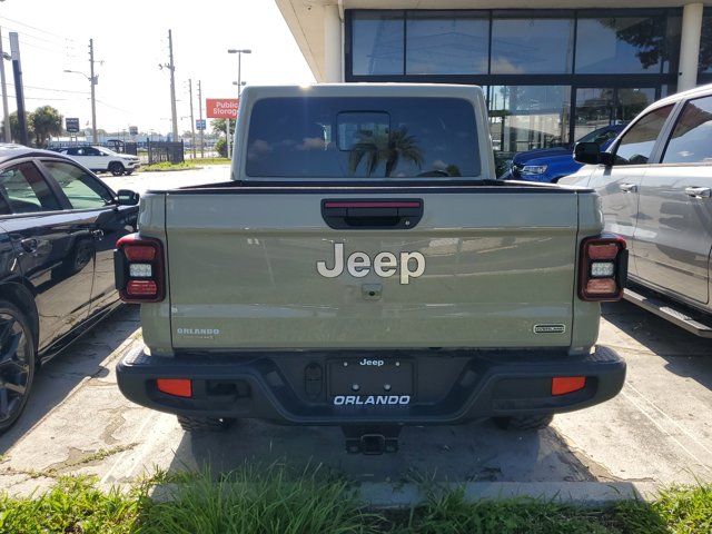 2022 Jeep Gladiator Overland