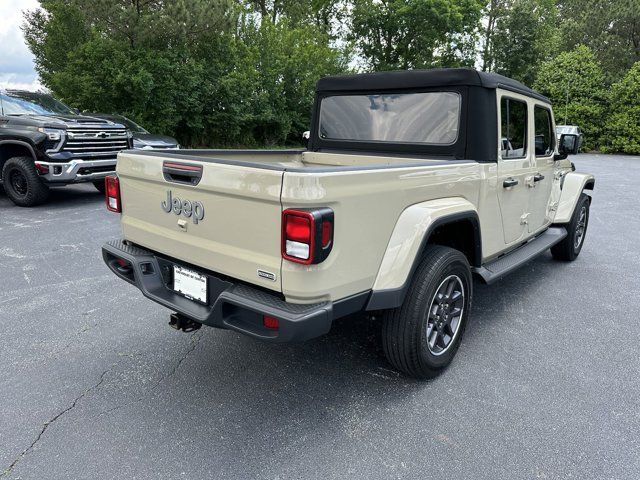 2022 Jeep Gladiator Overland