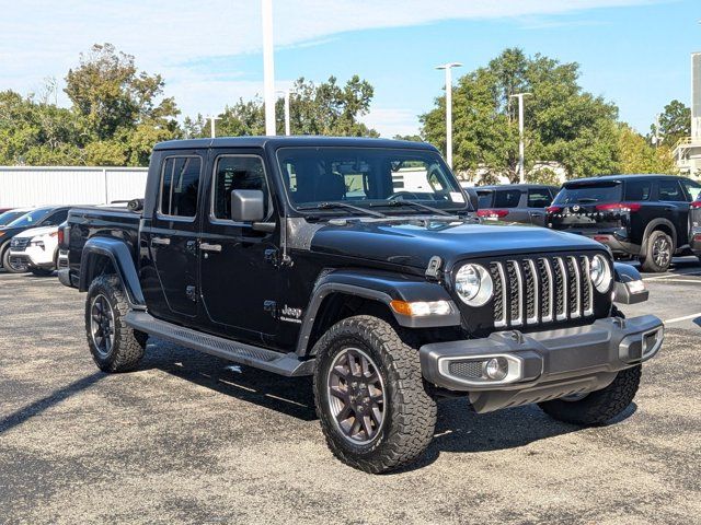 2022 Jeep Gladiator Overland