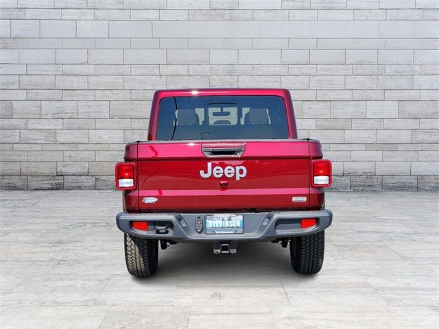 2022 Jeep Gladiator Overland