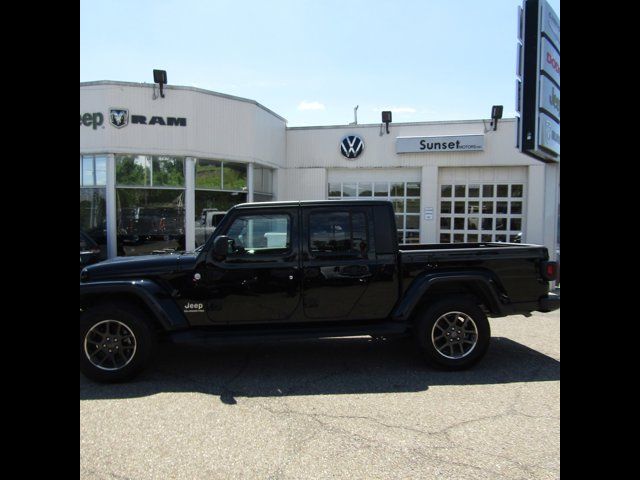 2022 Jeep Gladiator Overland