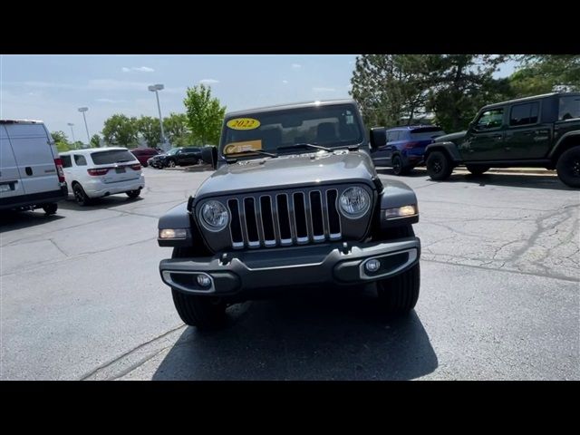 2022 Jeep Gladiator Overland