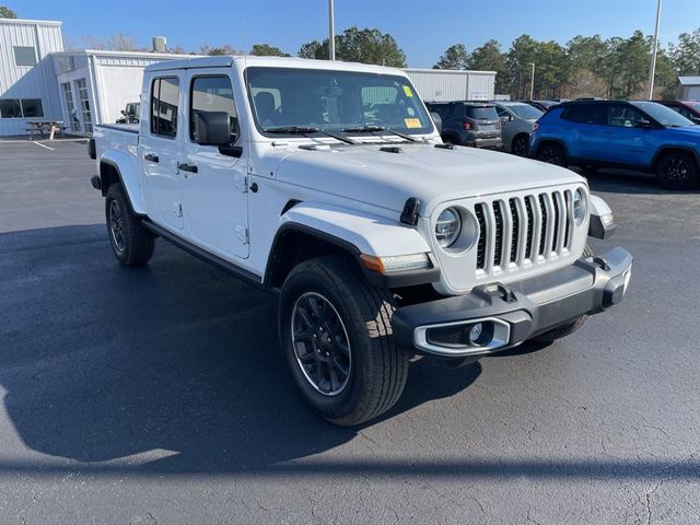 2022 Jeep Gladiator Overland