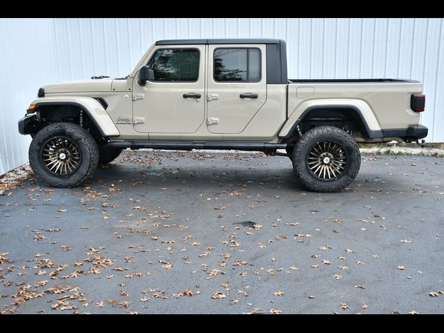 2022 Jeep Gladiator Overland