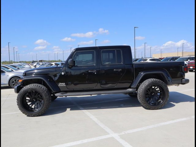 2022 Jeep Gladiator Overland