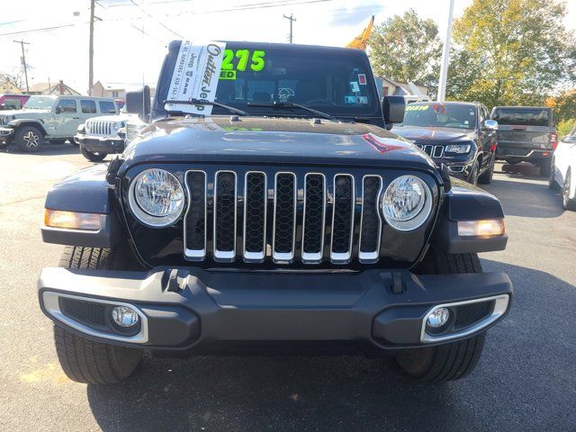 2022 Jeep Gladiator Overland