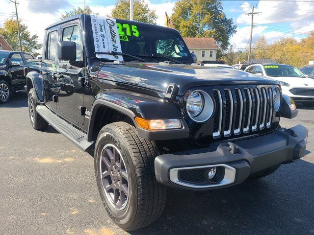 2022 Jeep Gladiator Overland