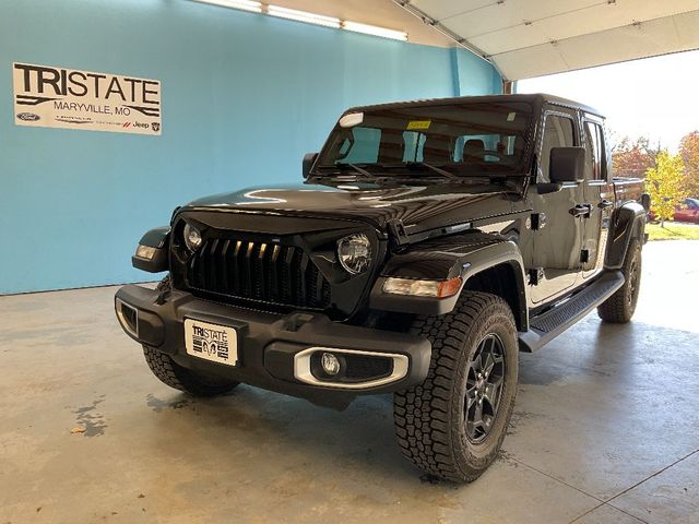 2022 Jeep Gladiator Overland