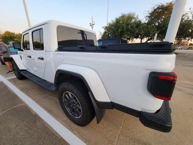 2022 Jeep Gladiator Overland