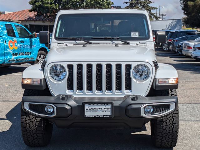 2022 Jeep Gladiator Overland