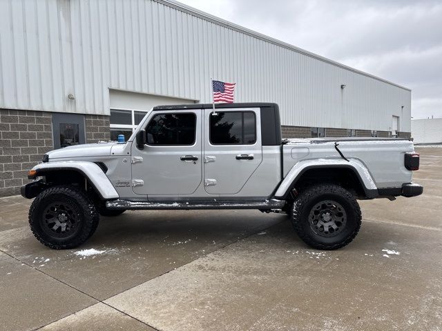 2022 Jeep Gladiator Overland