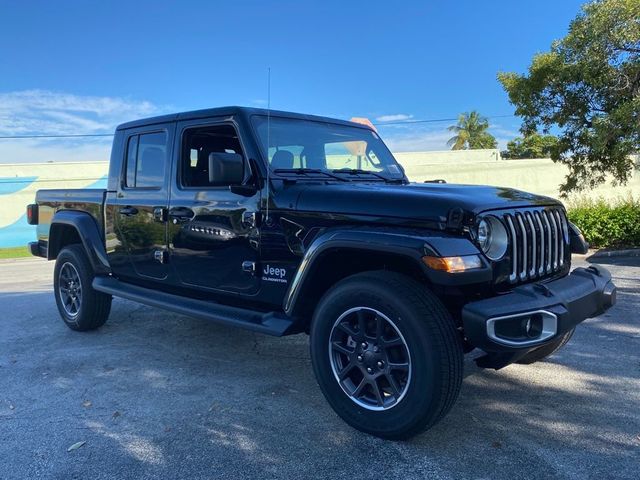 2022 Jeep Gladiator Overland