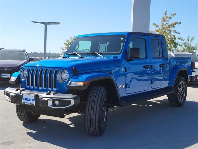 2022 Jeep Gladiator Overland