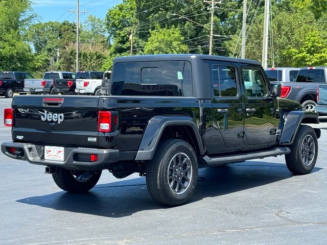 2022 Jeep Gladiator Overland