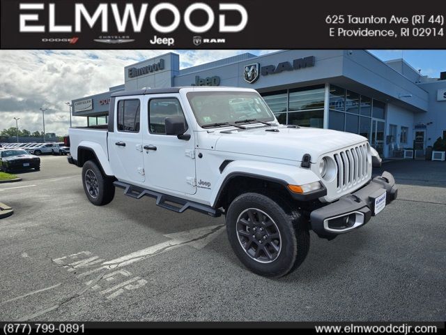 2022 Jeep Gladiator Overland